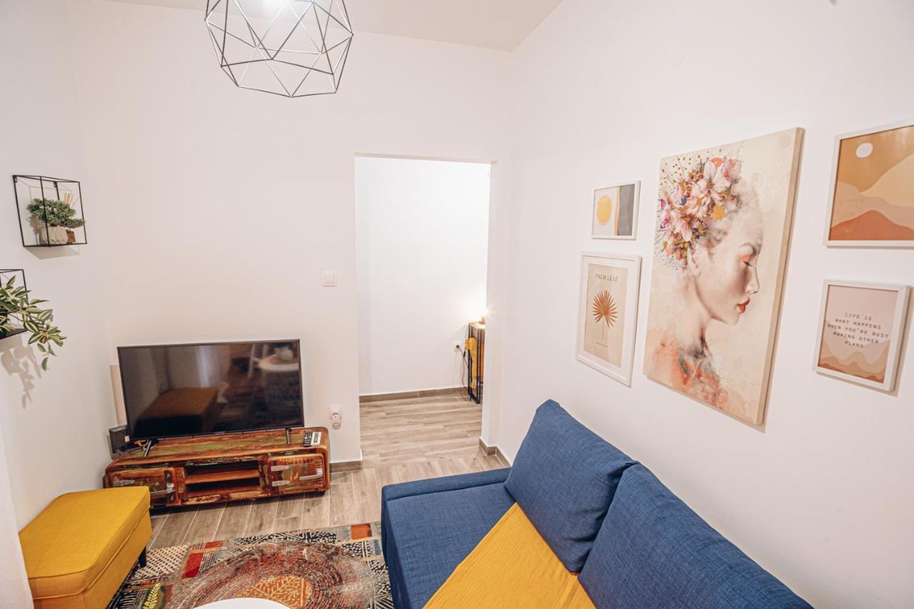 Apartament Retro Boutique Apt W Balcony In Historical Area Saloniki Zewnętrze zdjęcie